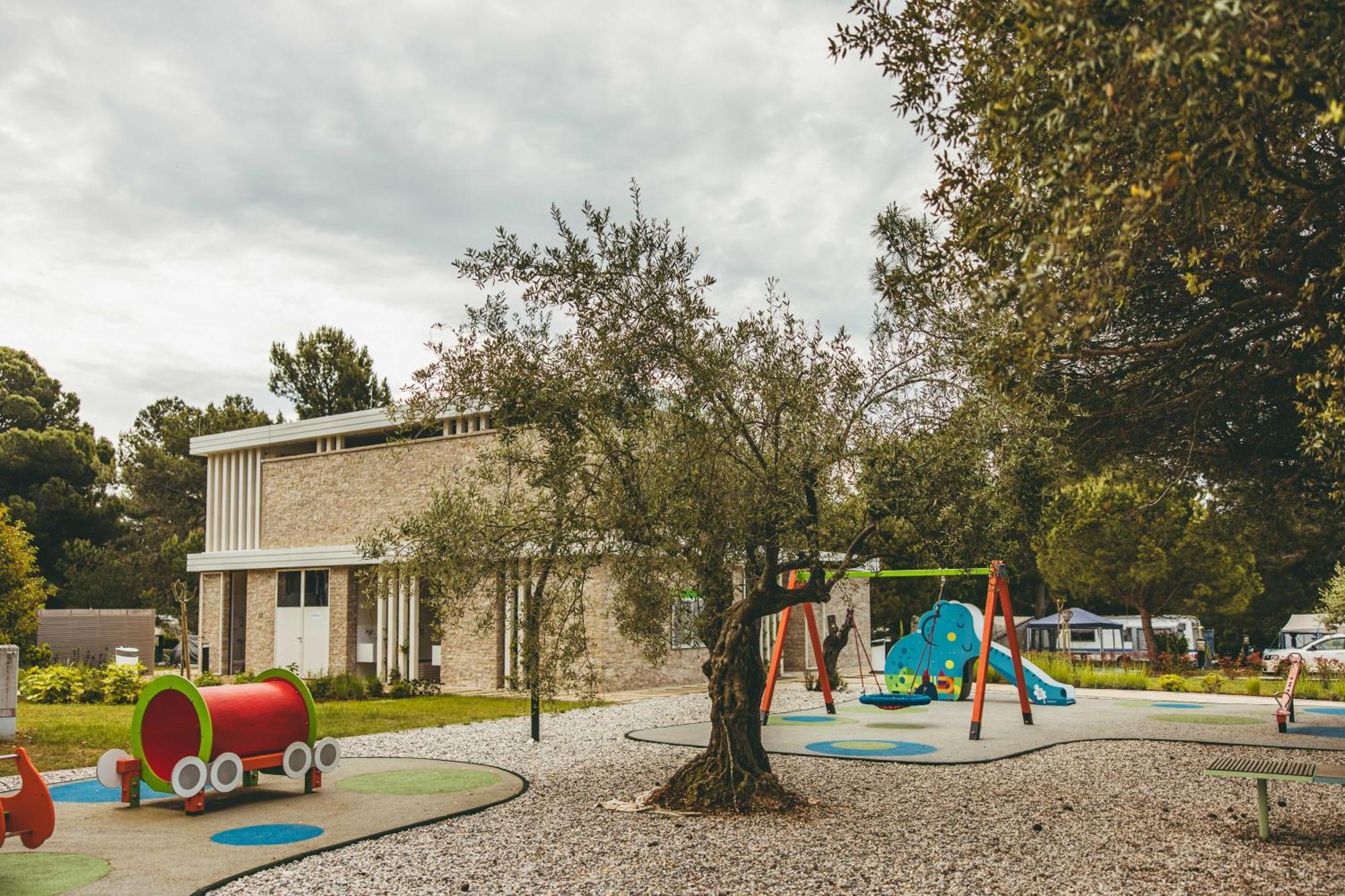 Maistra Camping Koversada Uncovered Naturist Pitches Vrsar Extérieur photo