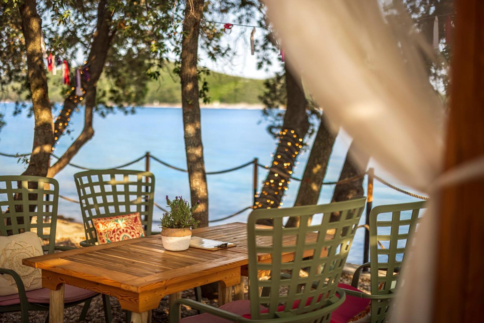 Maistra Camping Koversada Uncovered Naturist Pitches Vrsar Extérieur photo